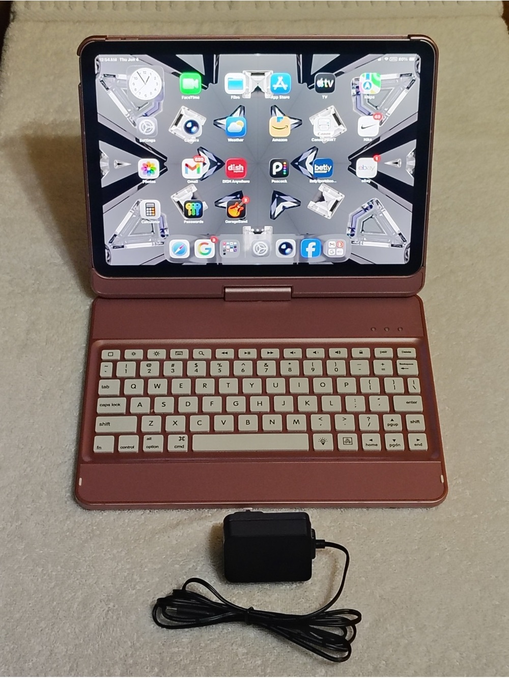 Keyboard Case 4 CERTAIN iPadS WITH A 360° Rotatable Protective Cover,(Rose Gold)